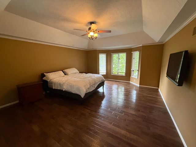 1921 E Nottingham Street, Springfield, MO 65804