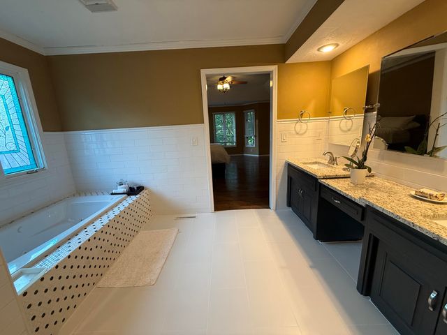 1921 E Nottingham Street, Springfield, MO 65804