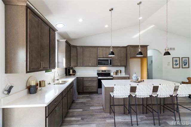 1417 Cortez Dr., Hillsboro, MO 63050