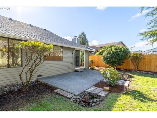 5633 FINCH Dr, Longview, WA 98632