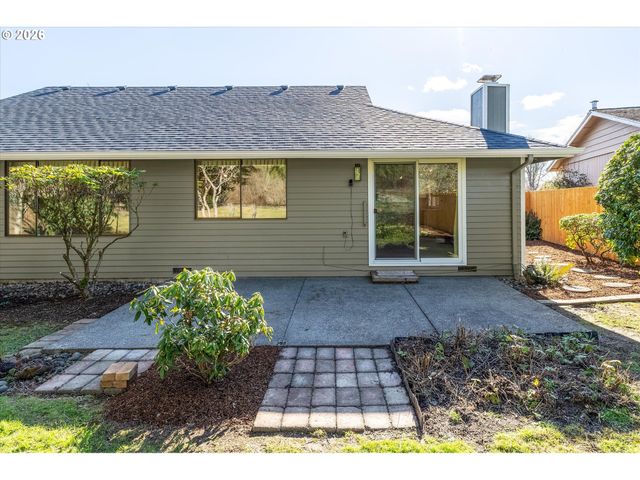 5633 FINCH Dr, Longview, WA 98632