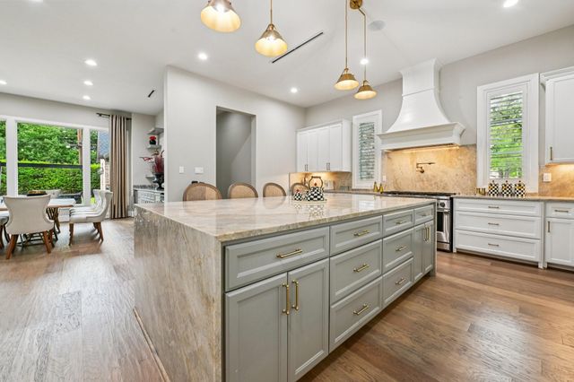 13927 Perthshire Road, Houston, TX 77079
