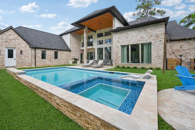 13927 Perthshire Road, Houston, TX 77079