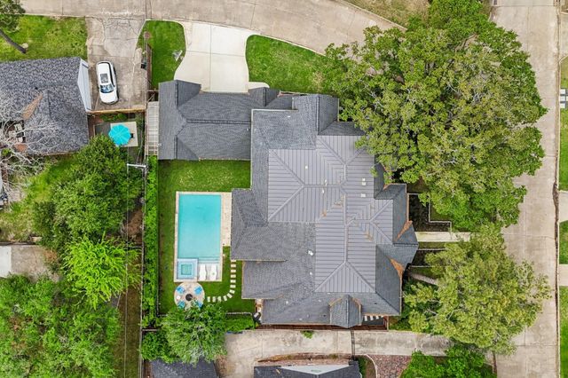 13927 Perthshire Road, Houston, TX 77079