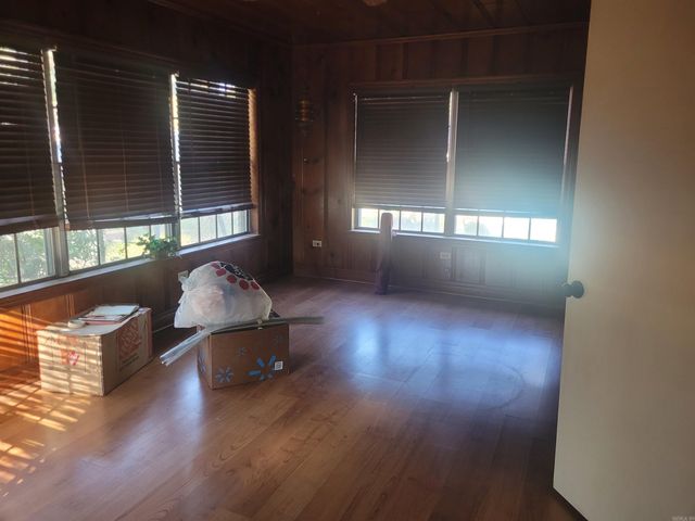 202 NE 4th Street, England, AR 72046