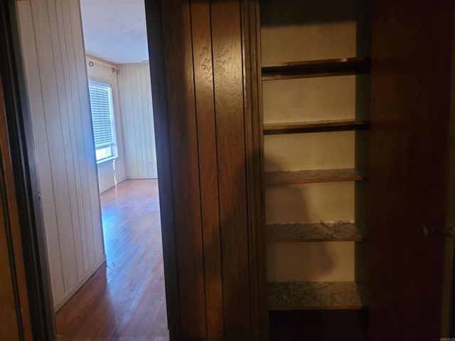 202 NE 4th Street, England, AR 72046