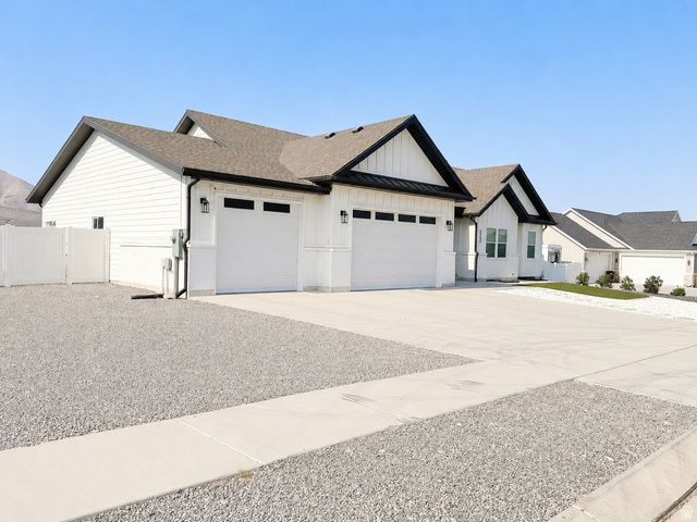 2993 E LAKE VISTA DR, Eagle Mountain, UT 84005