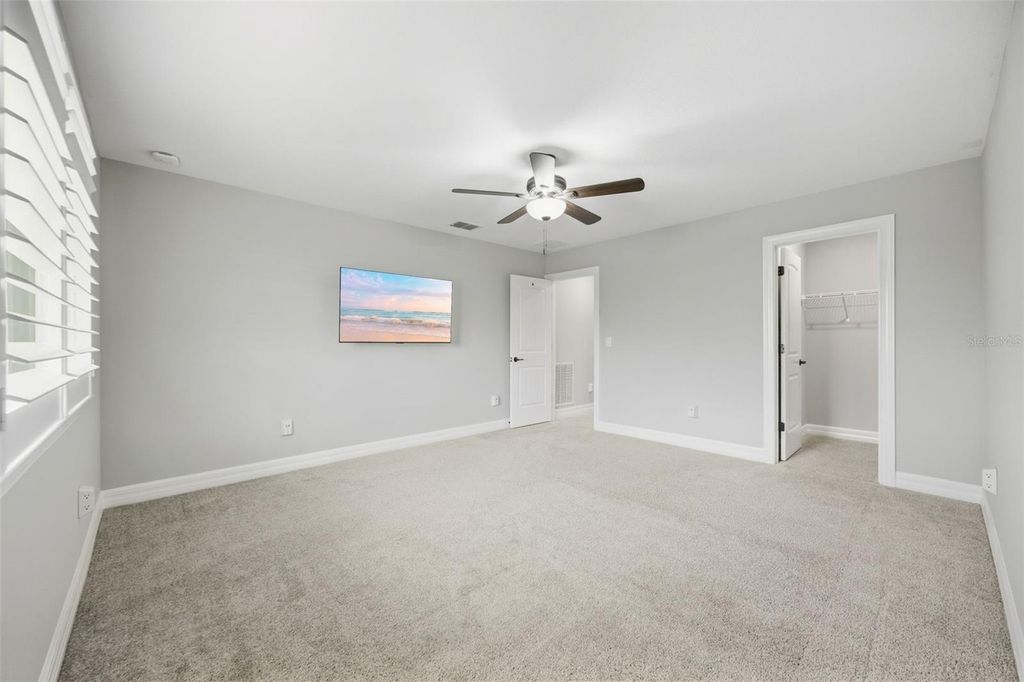 Image 38 of property listing at 9442 IBIS GROVE BOULEVARD, Wesley Chapel, FL 33545