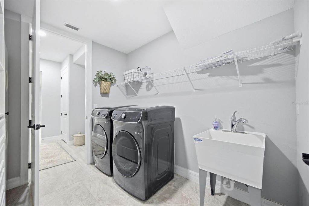 Image 55 of property listing at 9442 IBIS GROVE BOULEVARD, Wesley Chapel, FL 33545