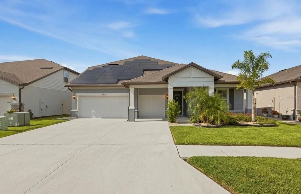 Image 8 of property listing at 9442 IBIS GROVE BOULEVARD, Wesley Chapel, FL 33545