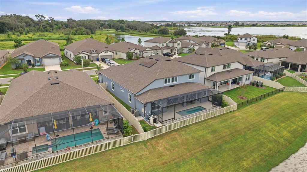 Image 74 of property listing at 9442 IBIS GROVE BOULEVARD, Wesley Chapel, FL 33545