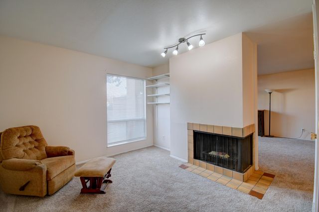 1601 Pennsylvania Street NE L-7, Albuquerque, NM 87110