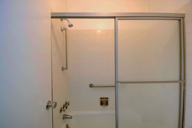 1601 Pennsylvania Street NE L-7, Albuquerque, NM 87110