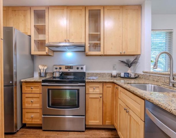 1039 Oddstad Boulevard, Pacifica, CA 94044