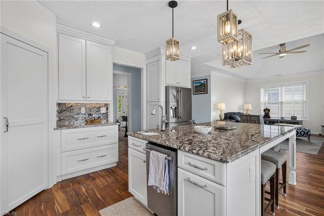 2073 Bierce DR, Virginia Beach, VA 23454