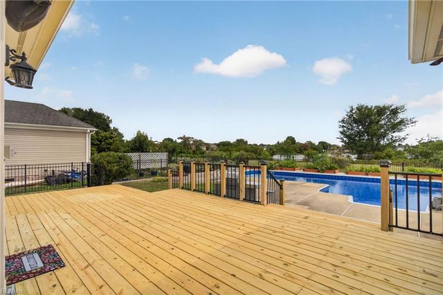 2073 Bierce DR, Virginia Beach, VA 23454
