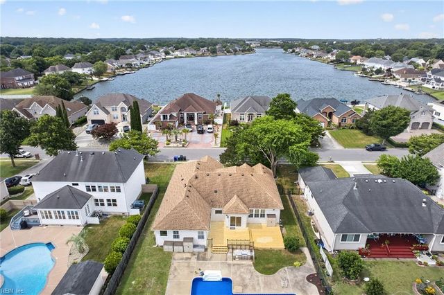 2073 Bierce DR, Virginia Beach, VA 23454