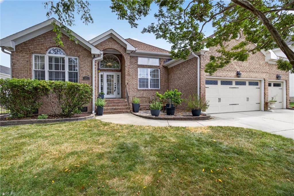 2073 Bierce DR, Virginia Beach, VA 23454