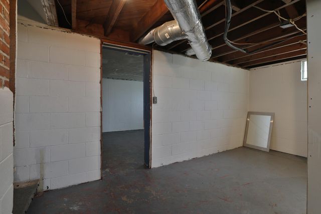 2725 Allegheny Avenue, Columbus, OH 43209