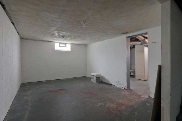 2725 Allegheny Avenue, Columbus, OH 43209