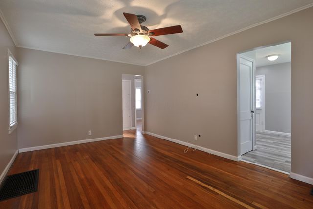 2725 Allegheny Avenue, Columbus, OH 43209