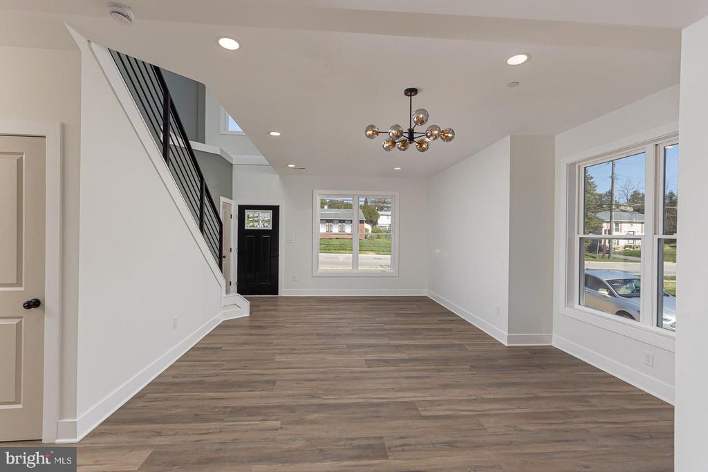 Image 13 of property listing at 3111 SAINT LUKES LN, Baltimore, MD 21207