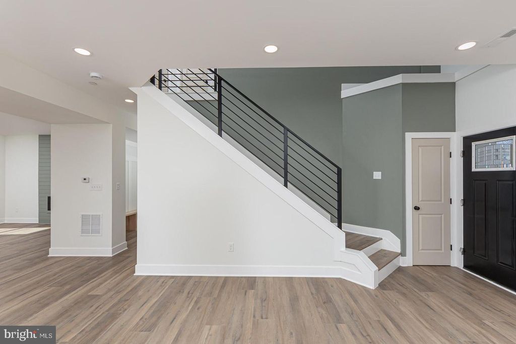 Image 14 of property listing at 3111 SAINT LUKES LN, Baltimore, MD 21207