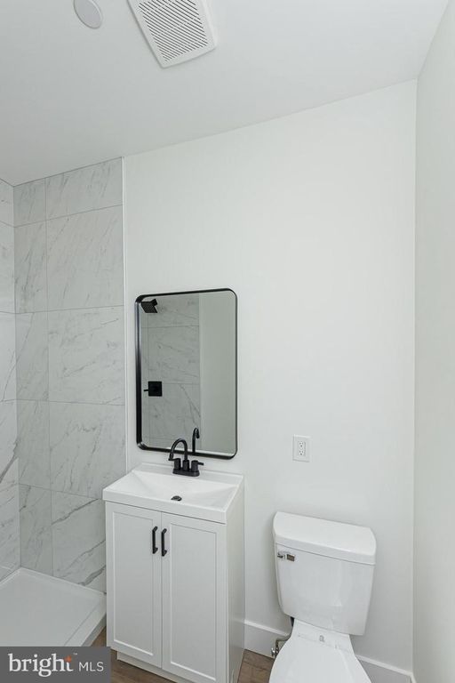 Image 21 of property listing at 3111 SAINT LUKES LN, Baltimore, MD 21207