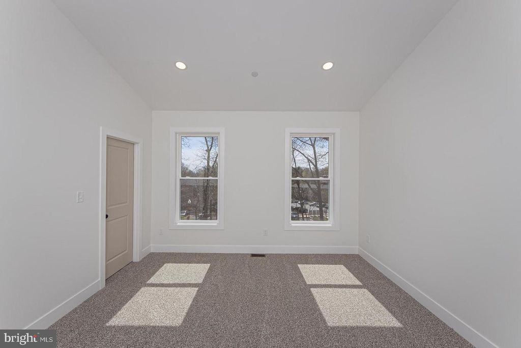 Image 23 of property listing at 3111 SAINT LUKES LN, Baltimore, MD 21207