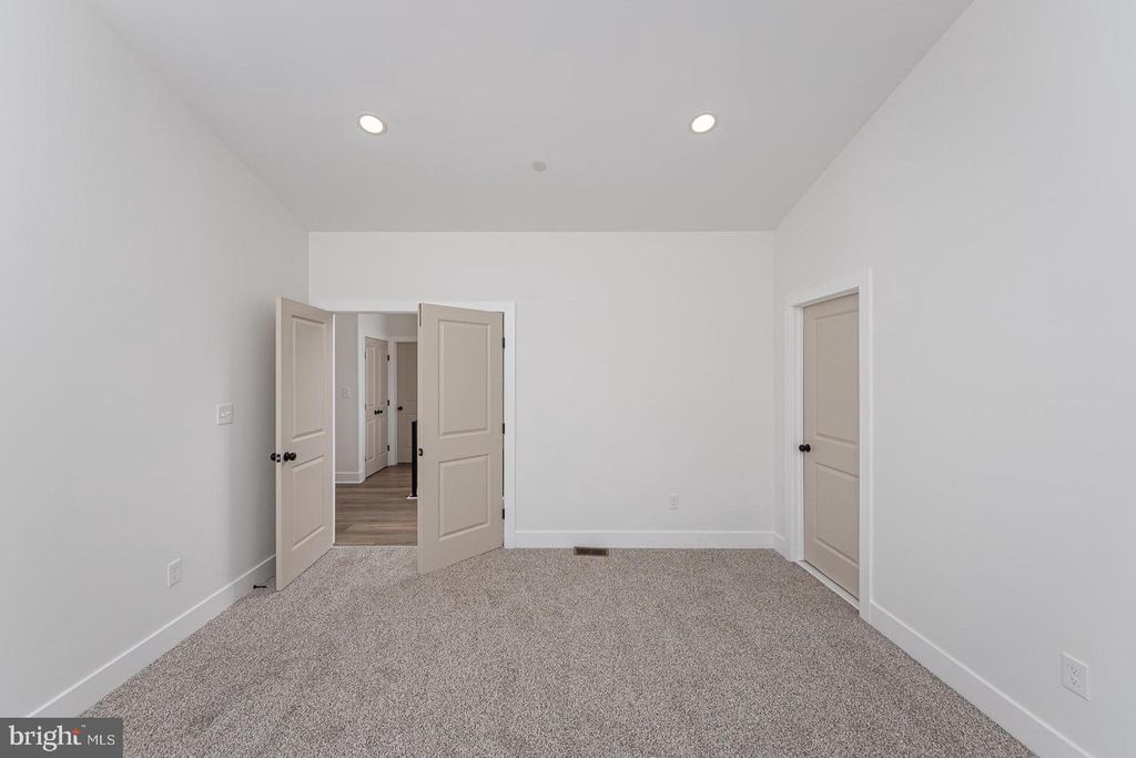 Image 24 of property listing at 3111 SAINT LUKES LN, Baltimore, MD 21207