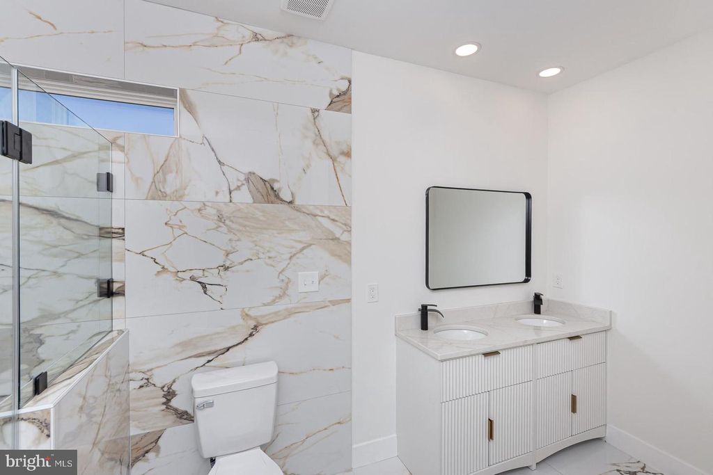 Image 27 of property listing at 3111 SAINT LUKES LN, Baltimore, MD 21207