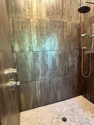 2643 W Maypole Avenue, Chicago, IL 60612