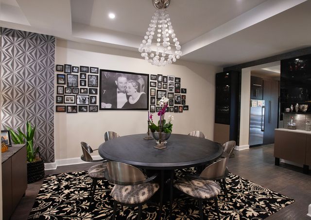 2643 W Maypole Avenue, Chicago, IL 60612