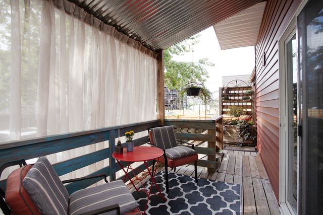 2643 W Maypole Avenue, Chicago, IL 60612