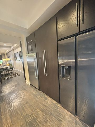 2643 W Maypole Avenue, Chicago, IL 60612