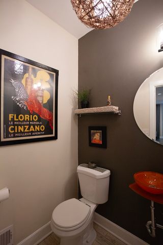 2643 W Maypole Avenue, Chicago, IL 60612