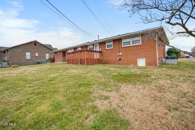 817 Mimosa Drive, Kingsport, TN 37660