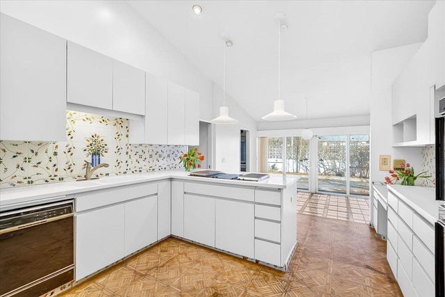 2901 Grandview Boulevard, Madison, WI 53713