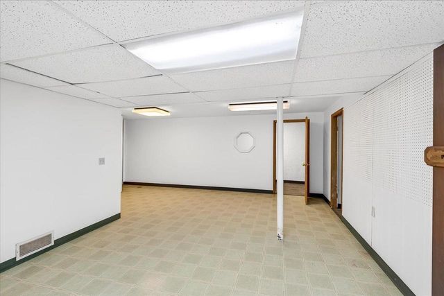 2901 Grandview Boulevard, Madison, WI 53713