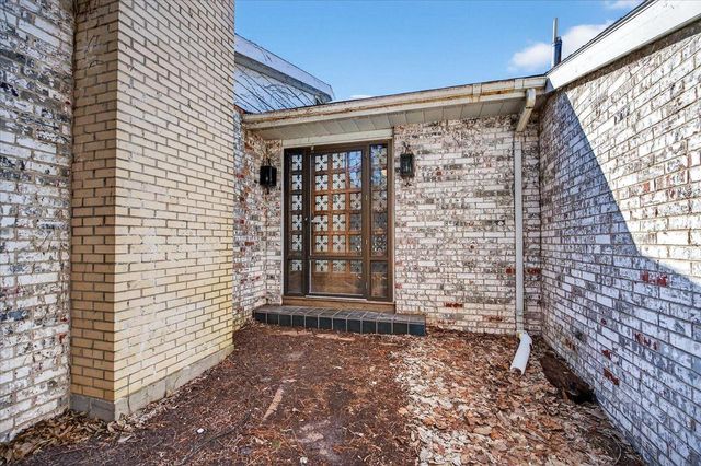 2901 Grandview Boulevard, Madison, WI 53713