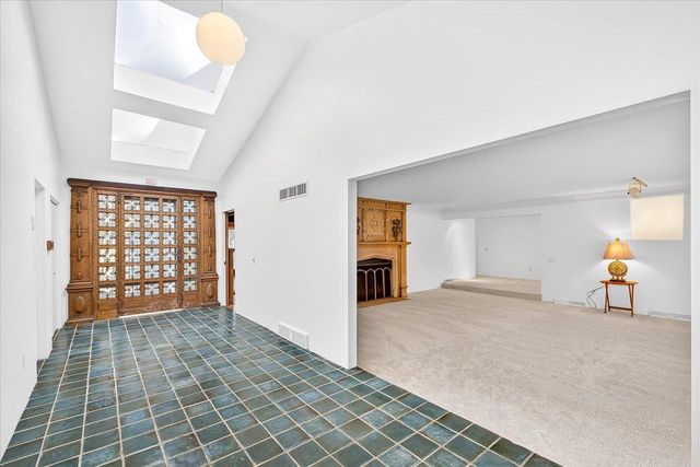 2901 Grandview Boulevard, Madison, WI 53713