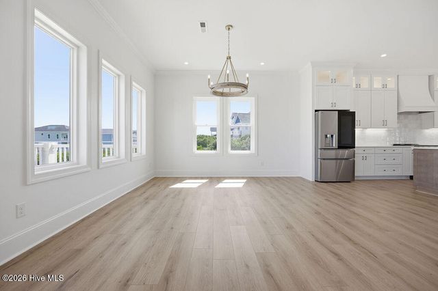 1 Bottlenose Boulevard, N Topsail Beach, NC 28460