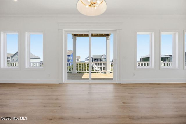 1 Bottlenose Boulevard, N Topsail Beach, NC 28460