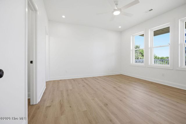 1 Bottlenose Boulevard, N Topsail Beach, NC 28460