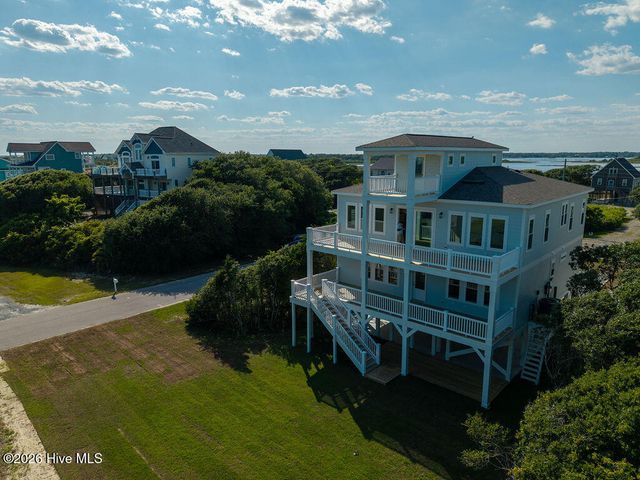 1 Bottlenose Boulevard, N Topsail Beach, NC 28460