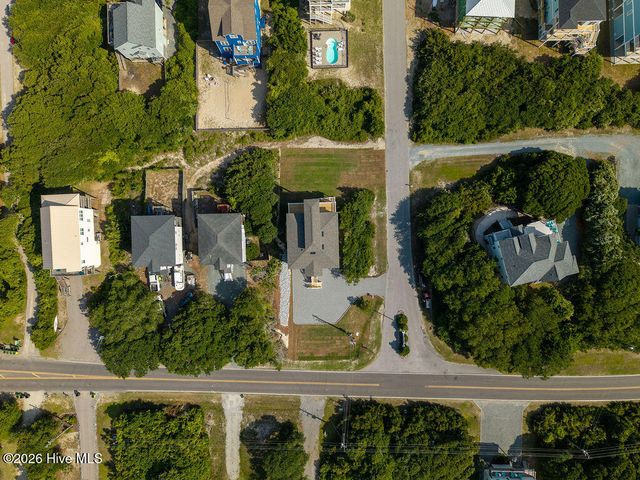 1 Bottlenose Boulevard, N Topsail Beach, NC 28460