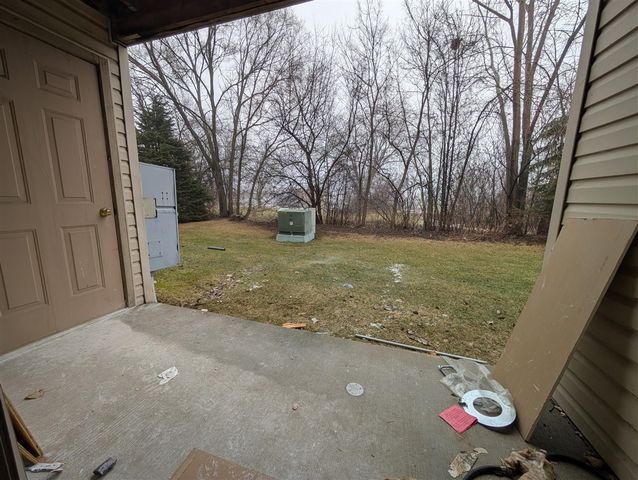 41034 Rose Lane, Clinton Township, MI 48036