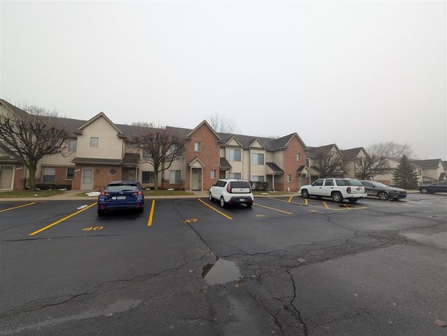 41034 Rose Lane, Clinton Township, MI 48036