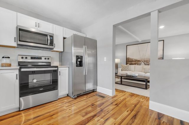 132 Oak Street, Tallahassee, FL 32301