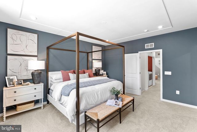 43793 MYSTIC MAROON TER, Ashburn, VA 20147